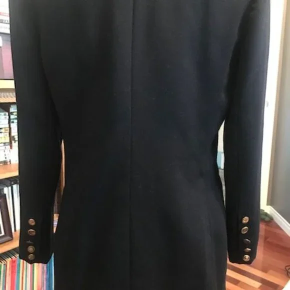 Veston - Picture 10 of 10